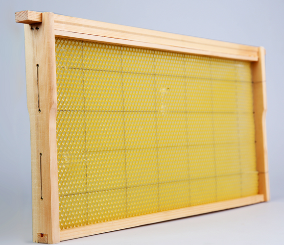 Beehive Frames with Wax Foundation 20 pcs  Fully Assembly - AUPK